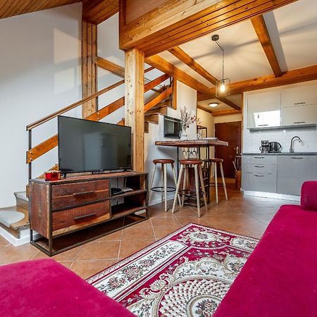 Apartman Mezonet Na Namesti 코시체 외부 사진